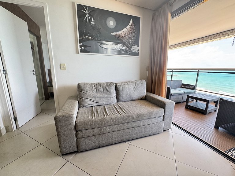 Beachfront 2 Bedroom Apt at Landscape sleeps 6