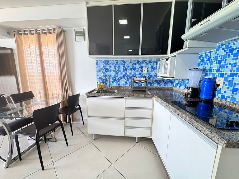 Beachfront 2 Bedroom Apt at Landscape sleeps 6