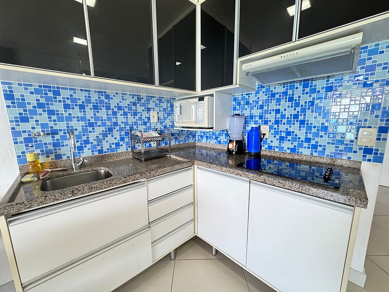 Beachfront 2 Bedroom Apt at Landscape sleeps 6