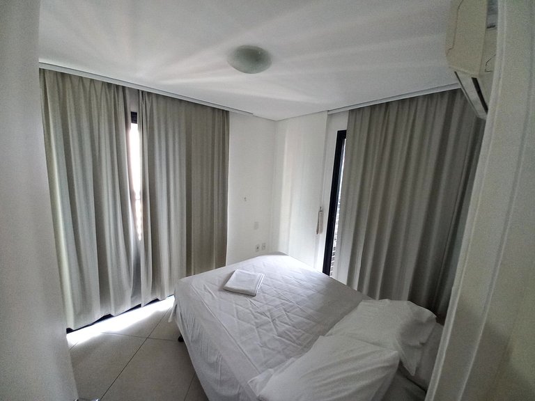 Sea View on the Waterfront | 2 Bedrooms | Balcony