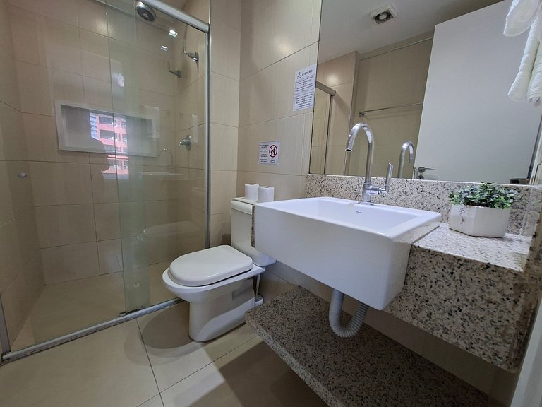 Apartamento con red de protección, climatizado, con estacion