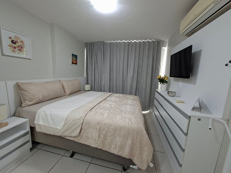 2-Bedroom Sea View on the Seafront