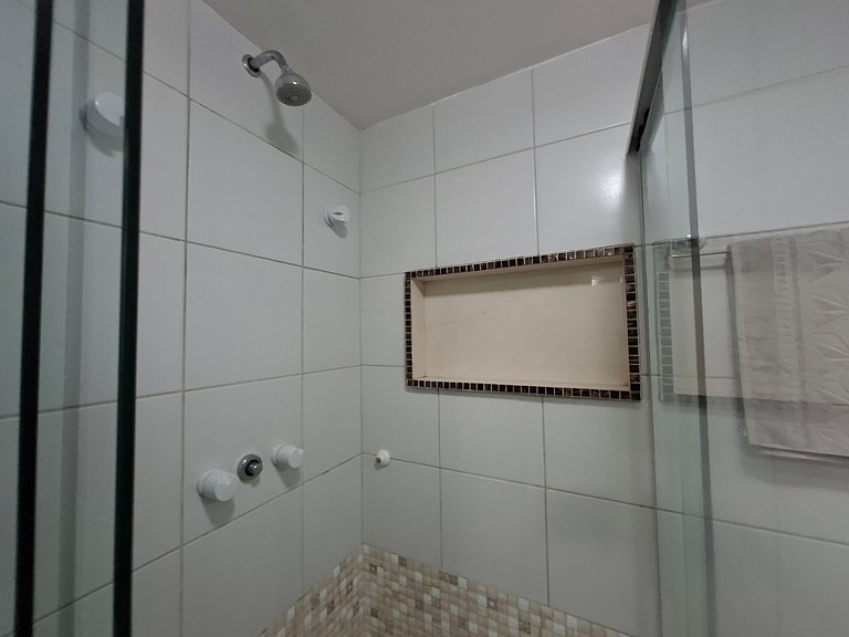 2-Bedroom Sea View on the Seafront