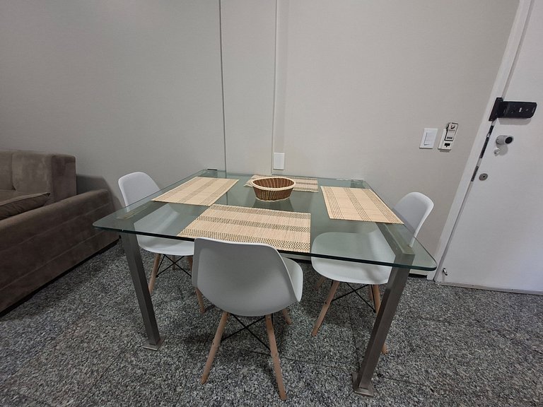 Apt Meireles Vista Mar 4p | Vaga | WiFi