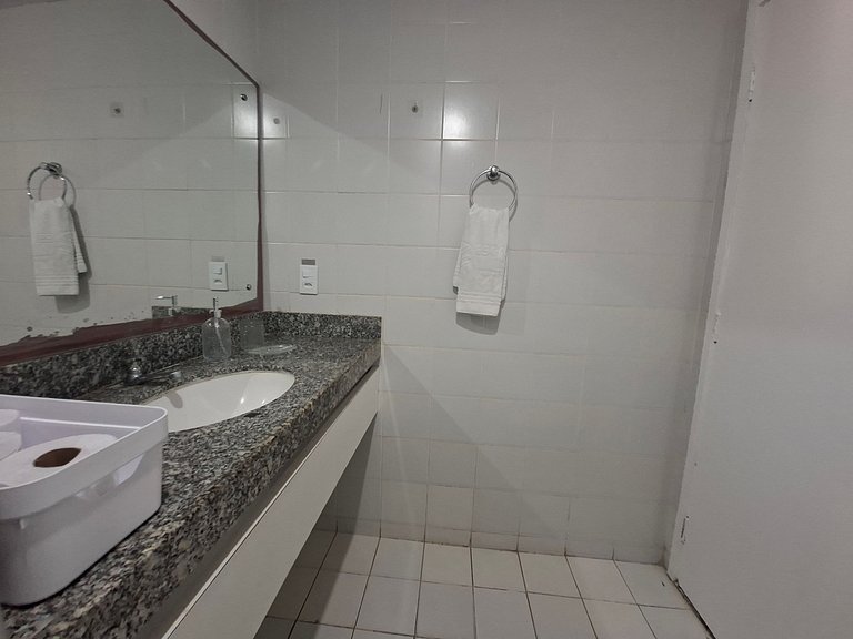 Apt Meireles Vista Mar 4p | Vaga | WiFi