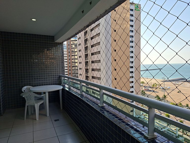 Apartamento de 2 habitaciones en Meireles con vista al mar
